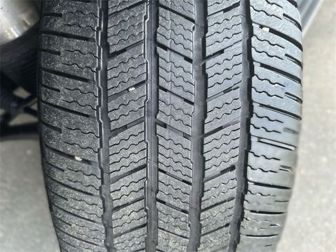 Used 2023 GMC Yukon XL Denali w/ Denali Reserve Package image 11