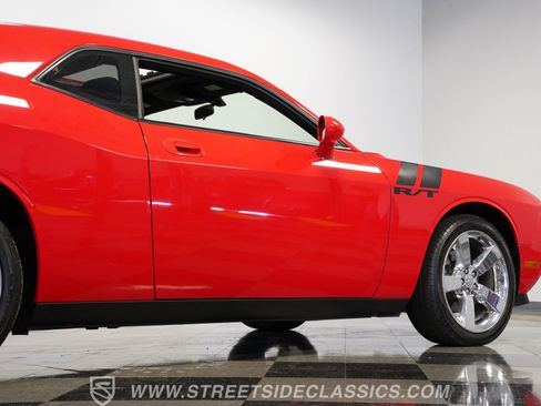 Used 2009 Dodge Challenger R/T RWD image 29