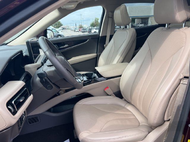 Used 2022 Lincoln Nautilus Reserve AWD/4WD image 33