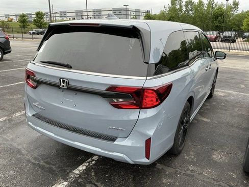 Used 2025 Honda Odyssey Sport-L image 7