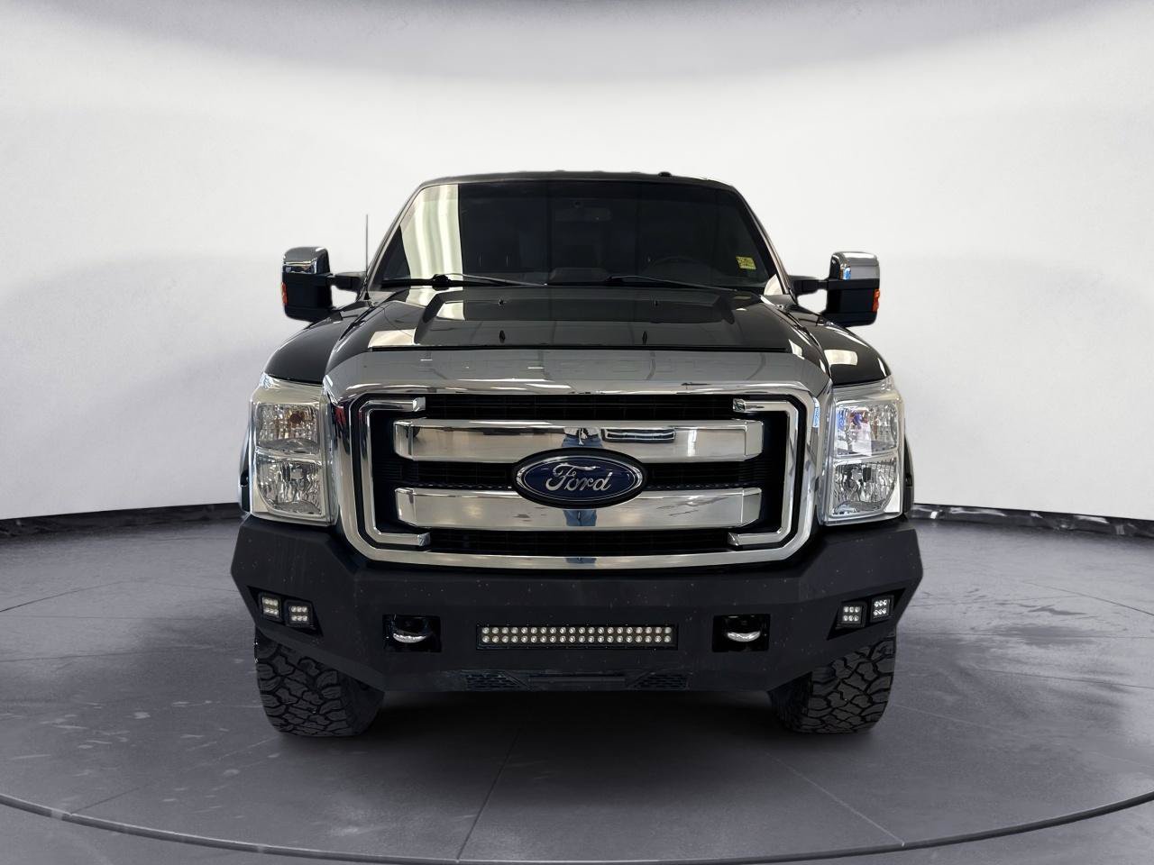 Used 2016 Ford F350 Lariat w/ Chrome Package AWD/4WD image 3