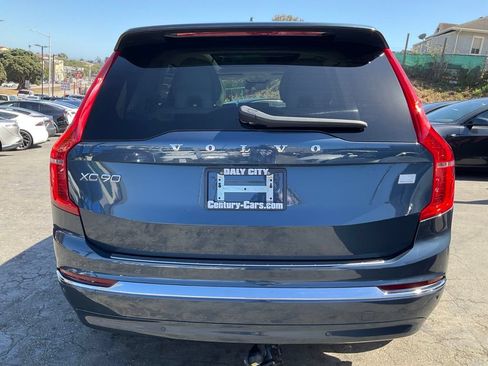Used 2023 Volvo XC90 T8 Ultimate w/ Lounge Package AWD/4WD image 4