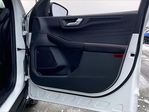 Used 2024 Ford Escape ST-Line Select w/ Tech Pack #1 image 11