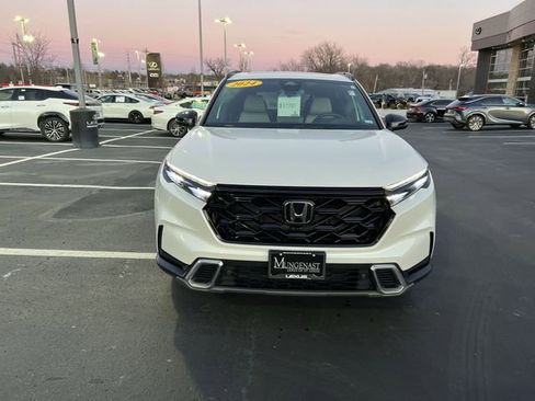 Used 2024 Honda CR-V Sport Touring image 8