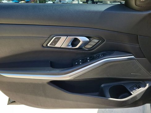 Used 2021 BMW M3 Competition RWD image 22
