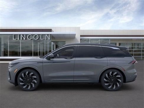 New 2024 Lincoln Nautilus Black Label w/ Jet Appearance Package (87T) image 4