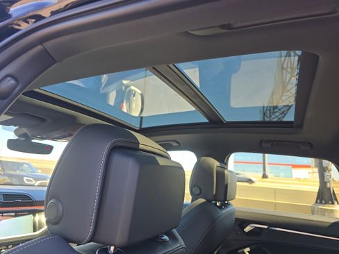 Used 2020 Audi Q3 2.0T Premium Plus image 28