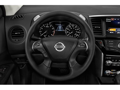 Used 2016 Nissan Pathfinder S image 9