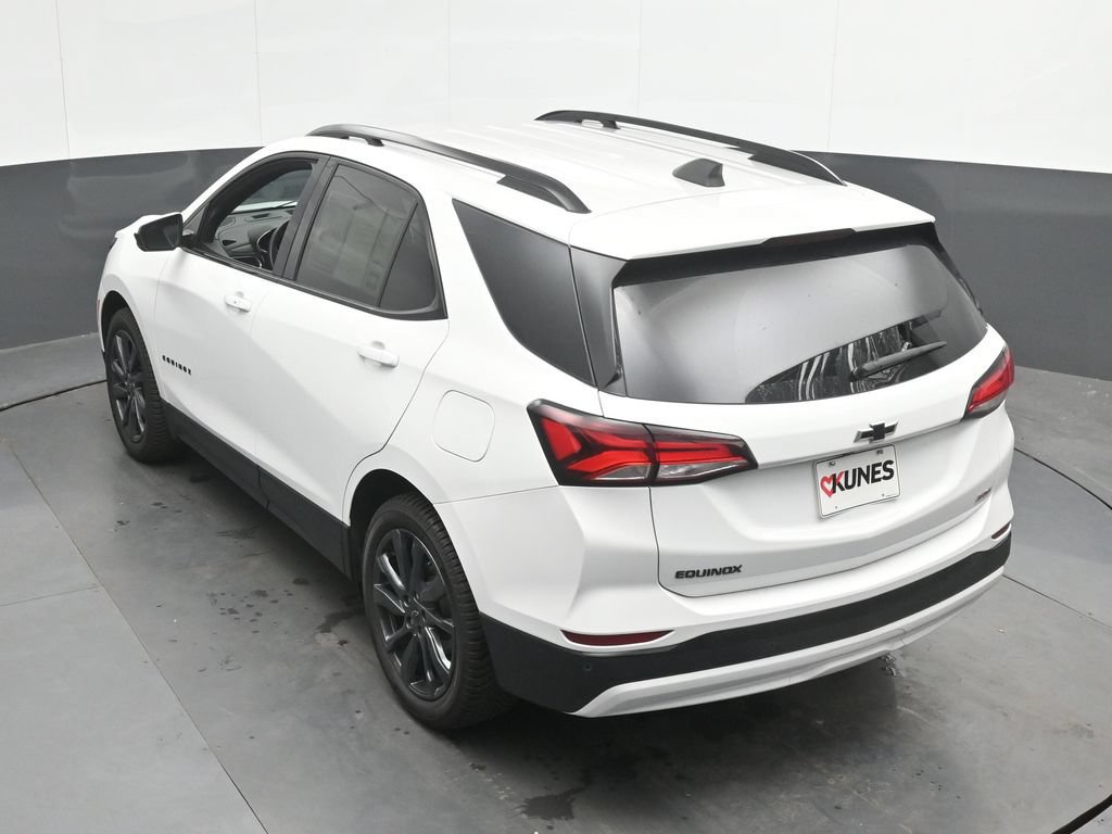 Used 2024 Chevrolet Equinox RS FWD image 30
