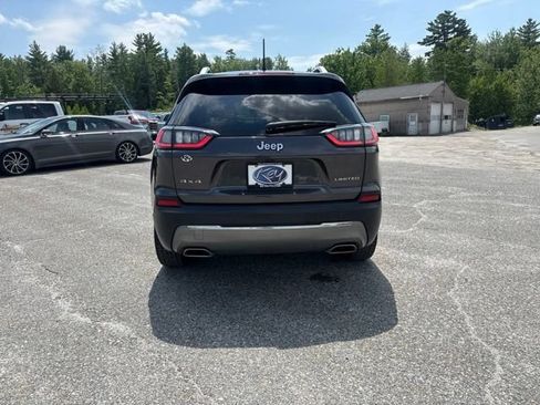 Used 2019 Jeep Cherokee Limited AWD/4WD image 5