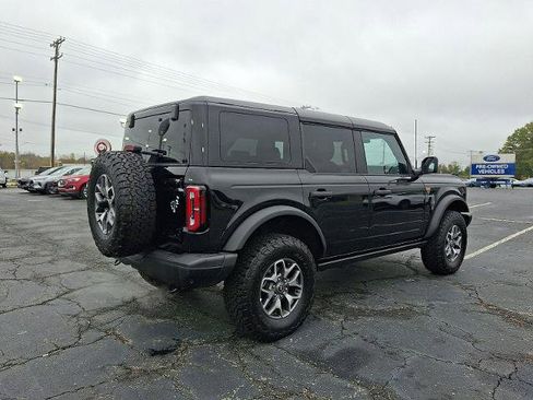 Certified 2025 Ford Bronco Badlands image 6