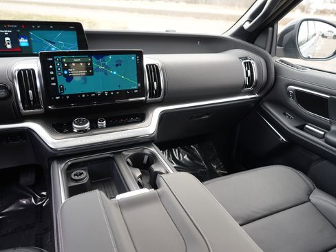 New 2026 Ford Expedition Max Platinum w/ Stealth Appearance Package image 19