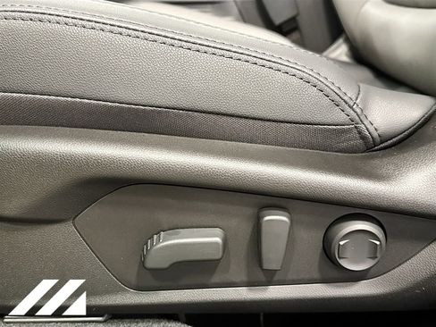 New 2026 Subaru Outback Premium image 19