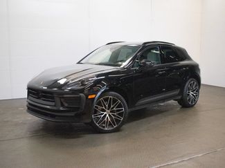 Certified 2026 Porsche Macan AWD/4WD video 1