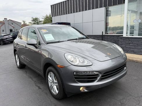 Used 2014 Porsche Cayenne S AWD/4WD image 9