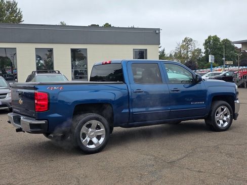 Used 2018 Chevrolet Silverado 1500 LT w/ LT Eassist Package image 33