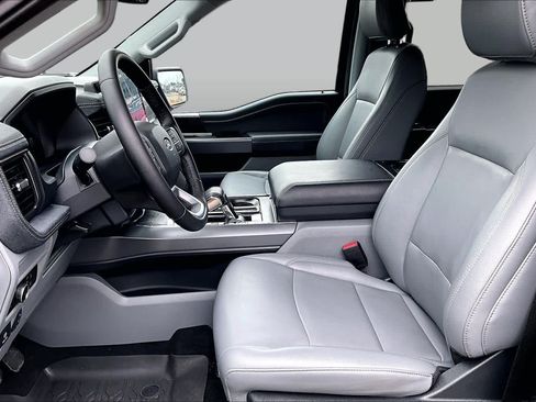 Used 2025 Ford F150 Lightning Flash AWD/4WD image 9