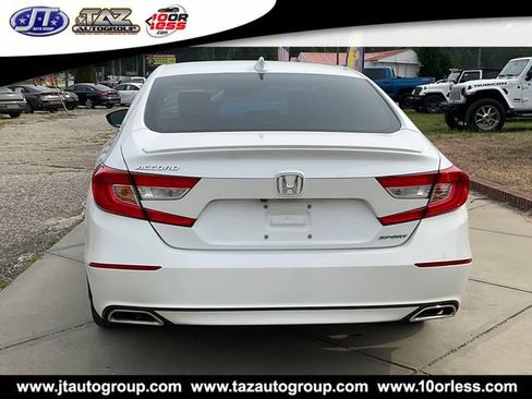 Used 2018 Honda Accord Sport image 6
