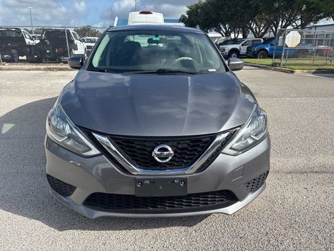 Used 2017 Nissan Sentra SV FWD image 2