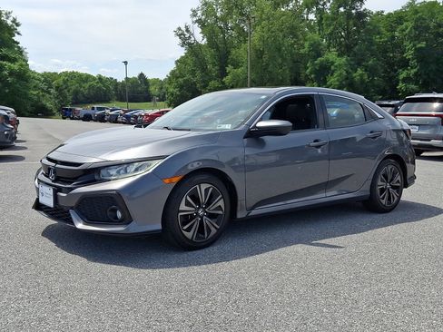 Used 2017 Honda Civic EX image 2