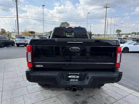 Used 2021 Ford F250 Lariat image 11