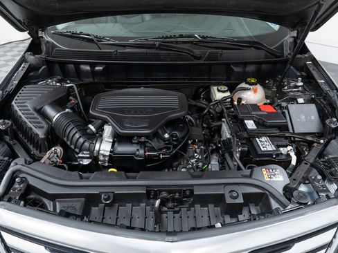 Used 2018 Cadillac XT5 Premium Luxury image 9