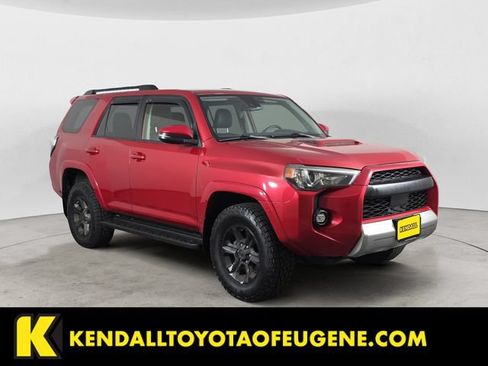 Used 2021 Toyota 4Runner TRD Off-Road Premium AWD/4WD image 7