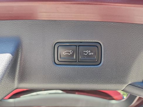 Used 2023 Kia Carnival SX Prestige image 10