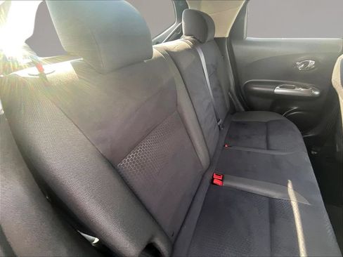 Used 2013 Nissan Juke SV FWD image 21
