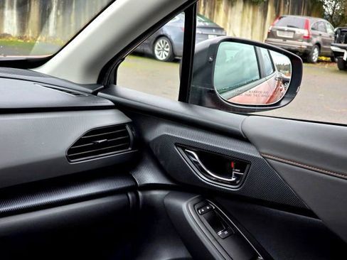 Used 2025 Subaru Crosstrek 2.5i Limited w/ Crosstrek Mirror Package image 21