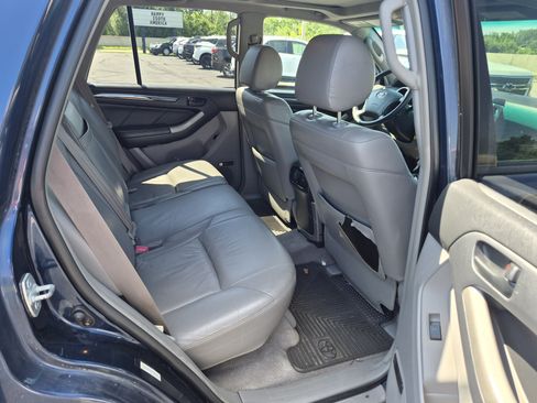 Used 2004 Toyota 4Runner Limited AWD/4WD image 12