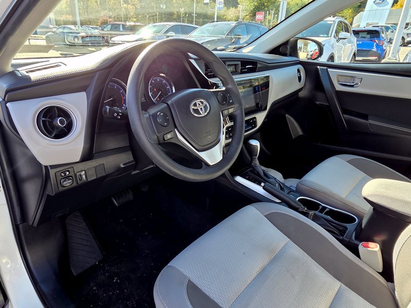 Used 2018 Toyota Corolla LE FWD image 22