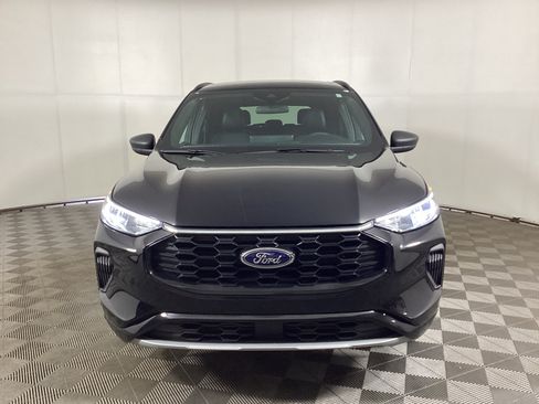 Used 2024 Ford Escape ST-Line w/ Tech Pack #1 AWD/4WD image 6