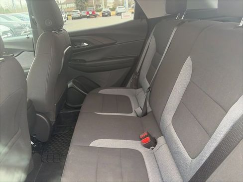 Used 2023 Chevrolet TrailBlazer LT w/ Convenience Package image 9