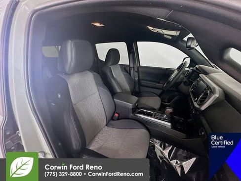 Used 2023 Toyota Tacoma TRD Sport AWD/4WD image 30