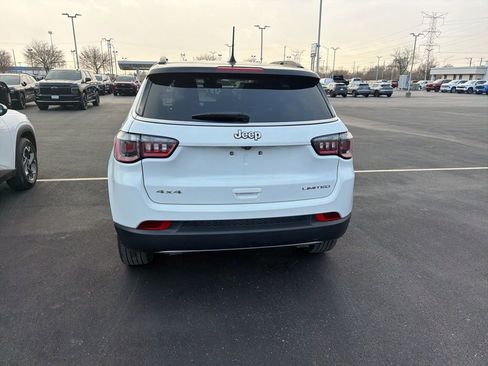 Used 2023 Jeep Compass Limited image 3