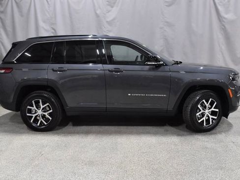 New 2025 Jeep Grand Cherokee Limited w/ Trailer Tow Package image 3