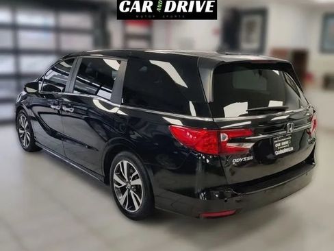 Used 2021 Honda Odyssey Touring image 6