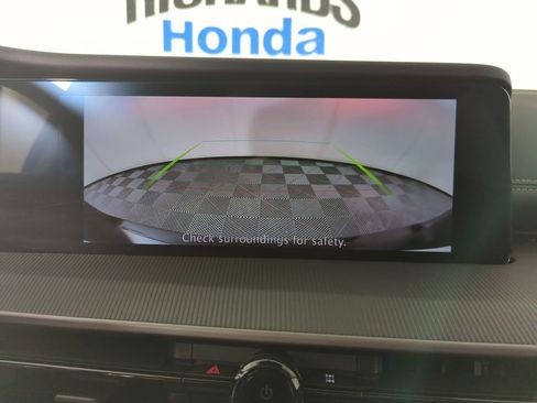 Used 2025 Nissan Murano SV image 15