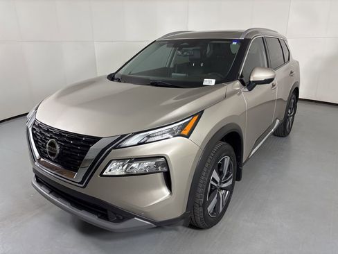 Used 2021 Nissan Rogue SL FWD image 4