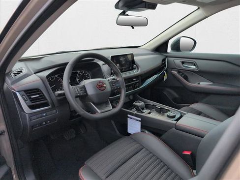 New 2026 Nissan Rogue Rock Creek image 9