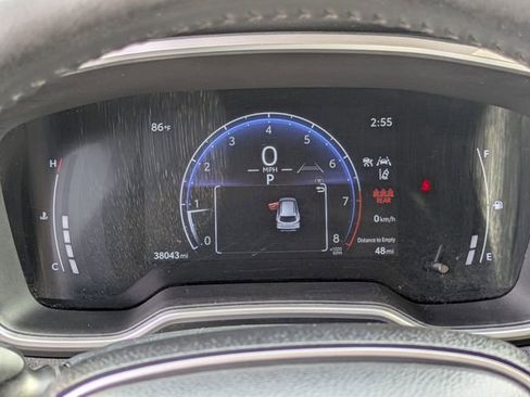 Used 2023 Toyota Corolla Cross XLE image 20