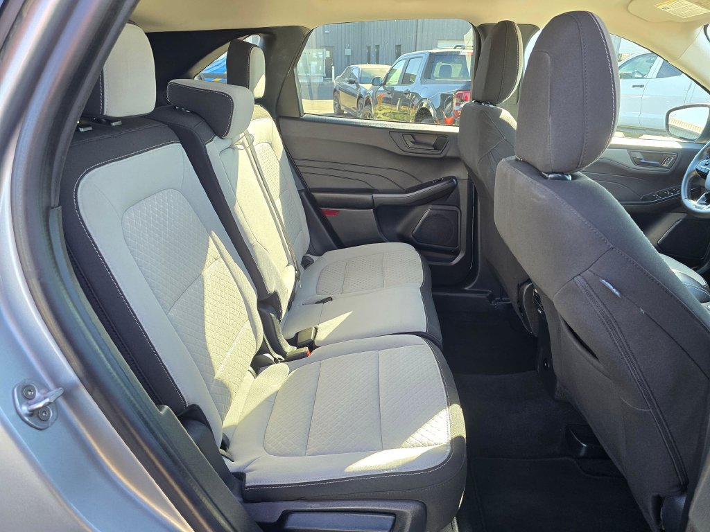 Used 2024 Ford Escape Active AWD/4WD image 15