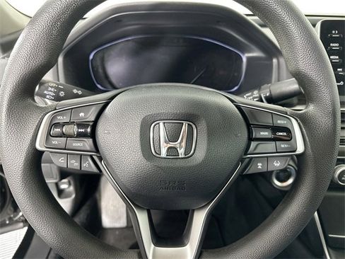 Used 2019 Honda Accord LX image 18