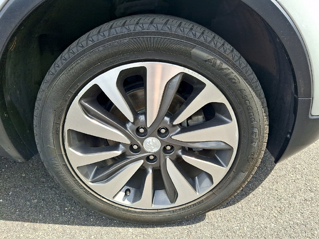 Used 2017 Buick Encore Preferred AWD/4WD image 8
