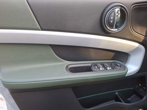 Certified 2023 MINI Cooper Countryman SE w/ Mini Untamed Edition image 8