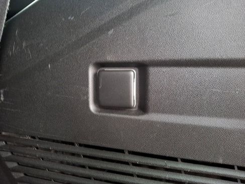 Used 2021 Chevrolet Tahoe LT image 30