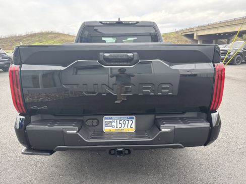 Used 2025 Toyota Tundra SR5 w/ SR5 Convenience Package image 4