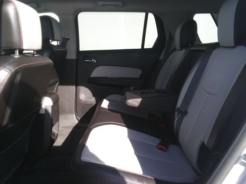 Used 2015 GMC Terrain SLT w/ Cargo Package image 10