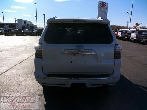 Used 2022 Toyota 4Runner Limited image 3